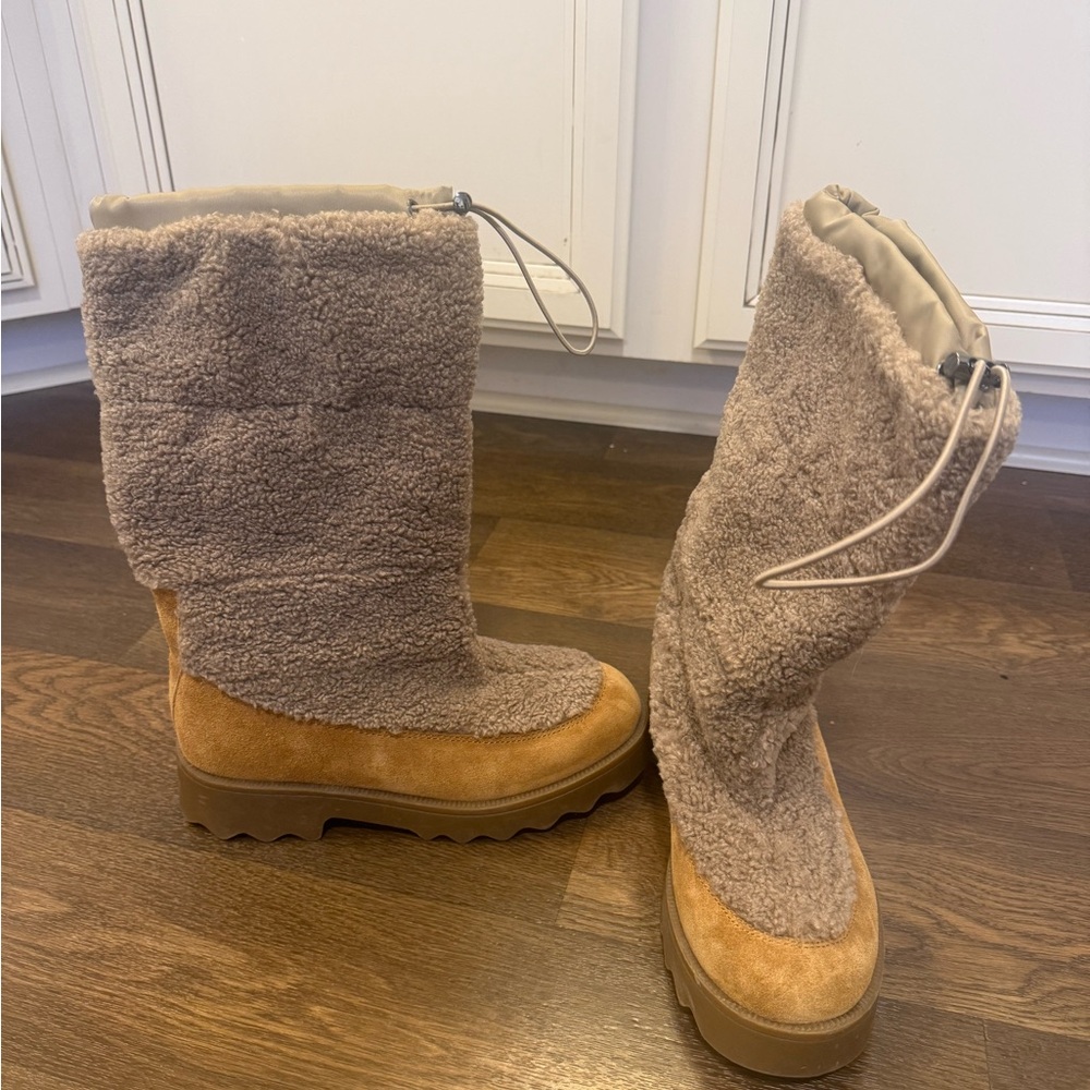 Aerosoles Women’s Sherpa-style Boots (7)